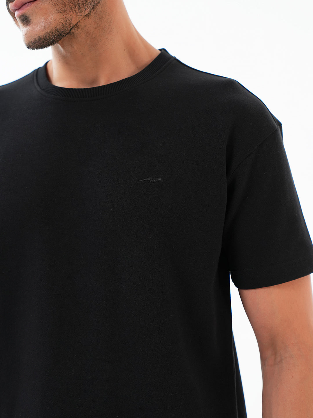 Men Black Solid Tee | Comfortable & Breathable Cotton T-Shirt